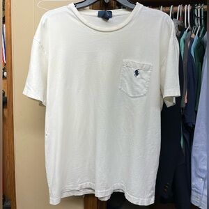 Ralph. Lauren Tee-Shirt. Size Medium. White.